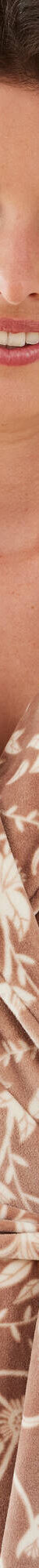 Peignoir velours imprimé fleuri (taupe) Peignoir velours imprimé fleuri (taupe)